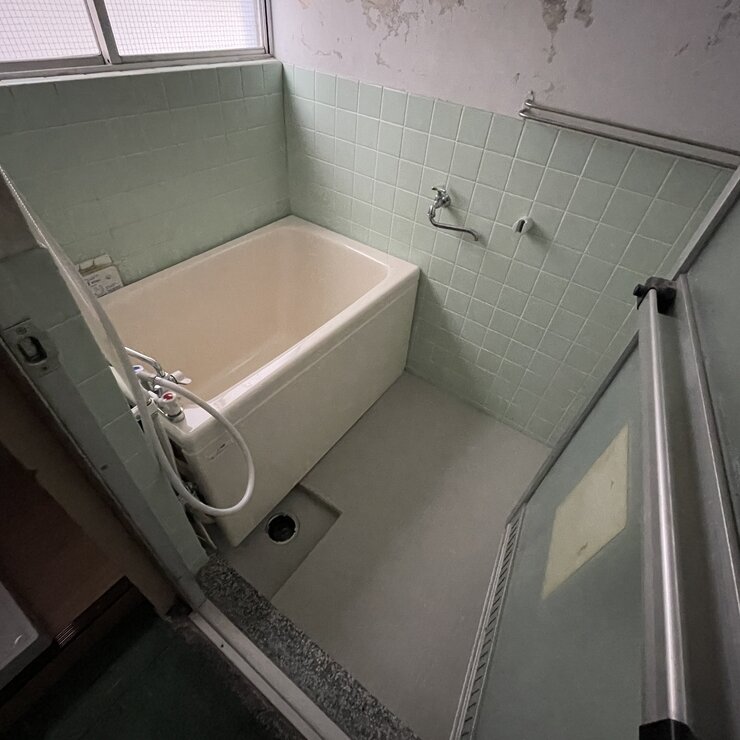 在来浴室の貫通排水管更新